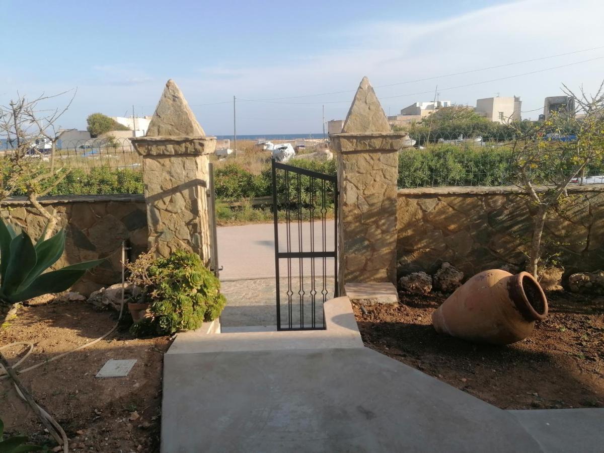 Villetta Scruscio Ri Mare ファヴィニャーナ エクステリア 写真